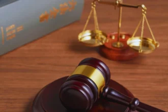Court Strikes Out N1 Billion Lawsuit Against Buhari, Emefiele